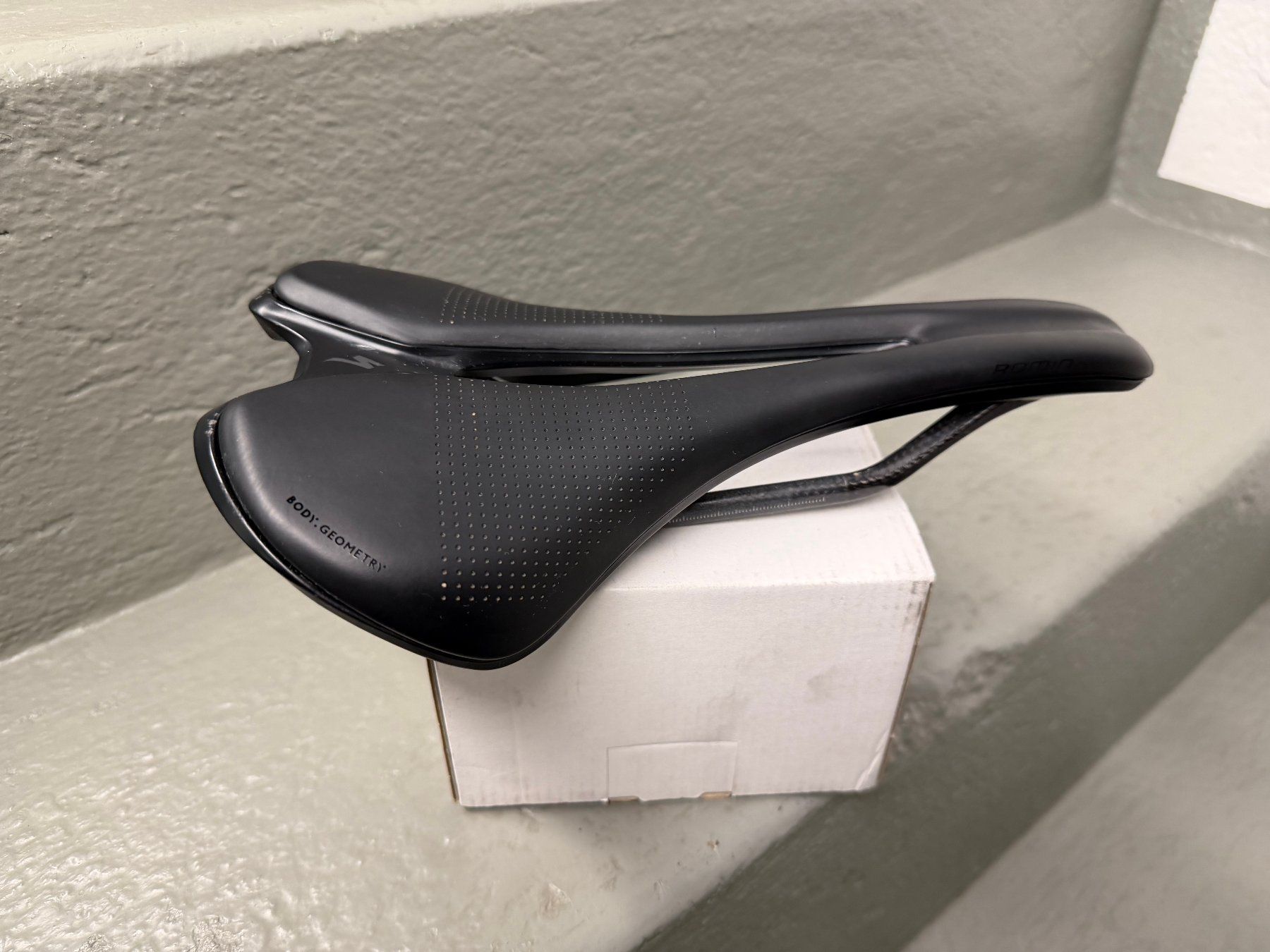 Specialized Pièces détachées: Specialized Romin EVO Carbon Sattel 155 mm – Neuf (Voir description) à Schlieren par Creichen1 4