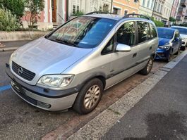 Opel zafira 2.2 mfk August 2025