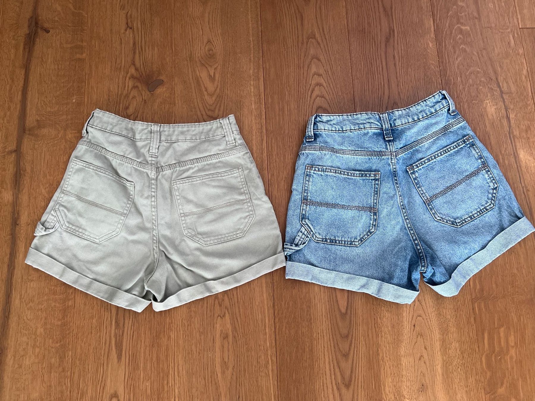 H&M Pantaloni: 2 Paar Shorts von H&M Divided - Grösse 34 – Usato da Aesch BL venduto da Goldfish13 1