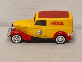 Coca-Cola Truck  Länge 10,5 cm  (13)