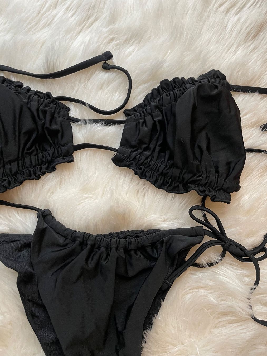 Costumi da bagno & Bikini: Schwarzer Bikini mit Rüschen, Grösse S – Nuovo (secondo la descrizione) da Dübendorf venduto da ja-m 3