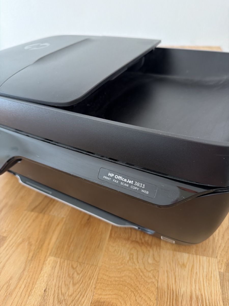 Hewlett Packard Drucker: HP OfficeJet 3833 Printer – Gebraucht aus Regensdorf von __Claudia_ 1