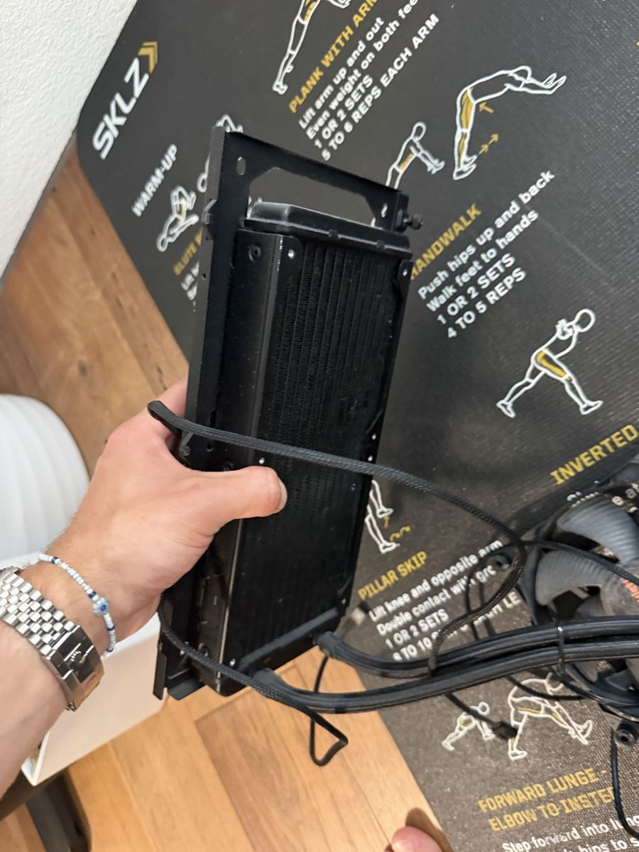 PCs: NZXT Wasserkühler PC – Gebraucht aus Erlinsbach von Schaimo 3