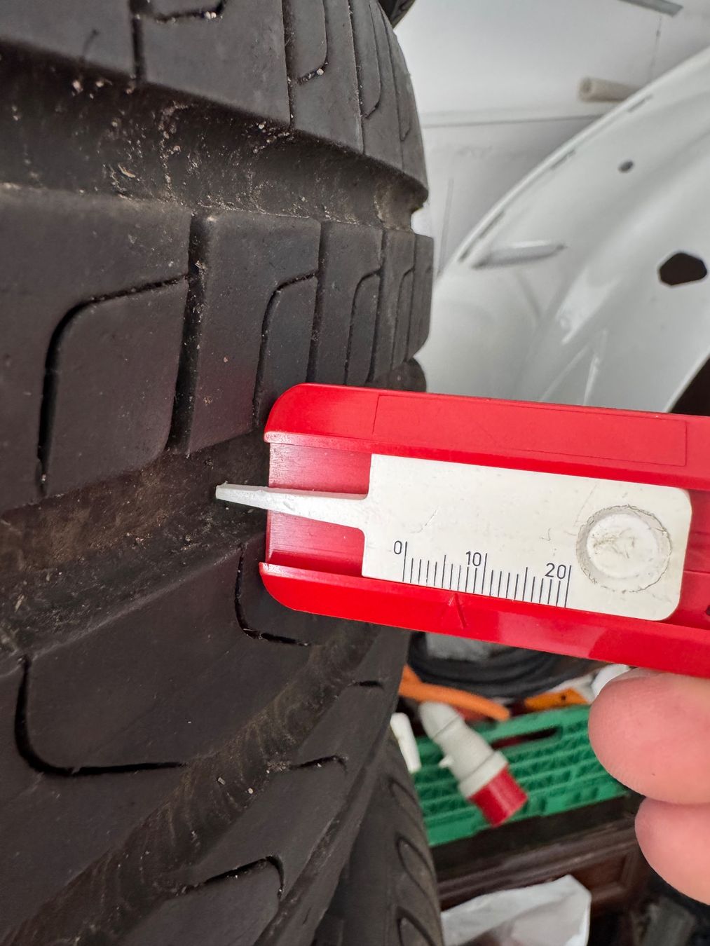 Pirelli Pneumatici & Ruote complete: Sommerreifen Pirelli 245/45 17 R – Usato da Münchenstein venduto da krigu01 3