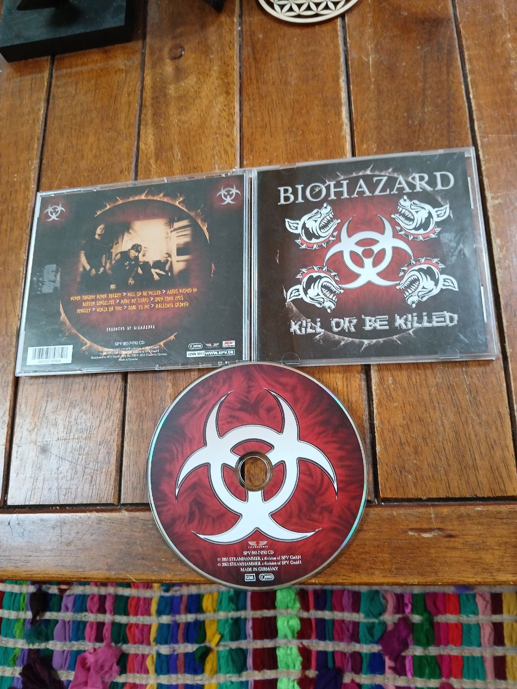 CDs: biohazard - kill... – Gebraucht aus St-Cergue von VeganWarrior