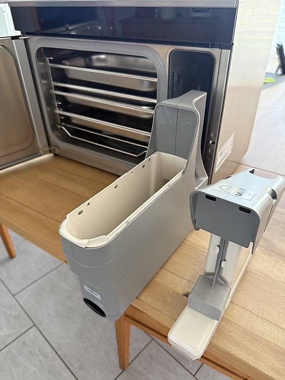 Miele Appareils de cuisine: Miele Einbau-Dampfgarer DG 6019 ED – D'occasion à Bern par Gees79 3