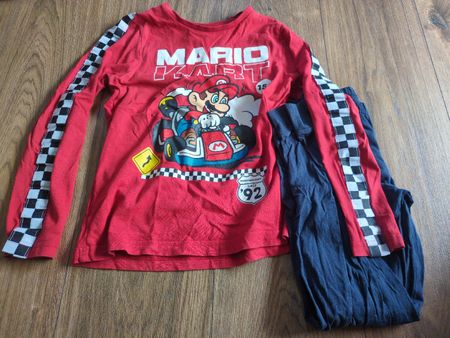 Kinder Pyjama Mario Kart Grösse 128 guter Zustand