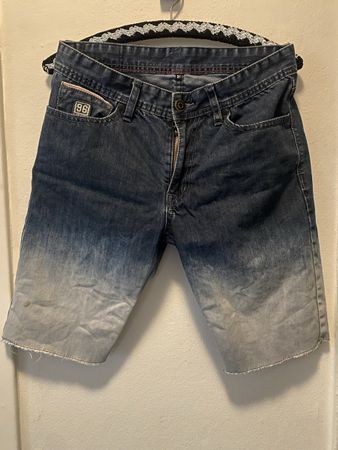 Kurze jeans hosen bleach effect style