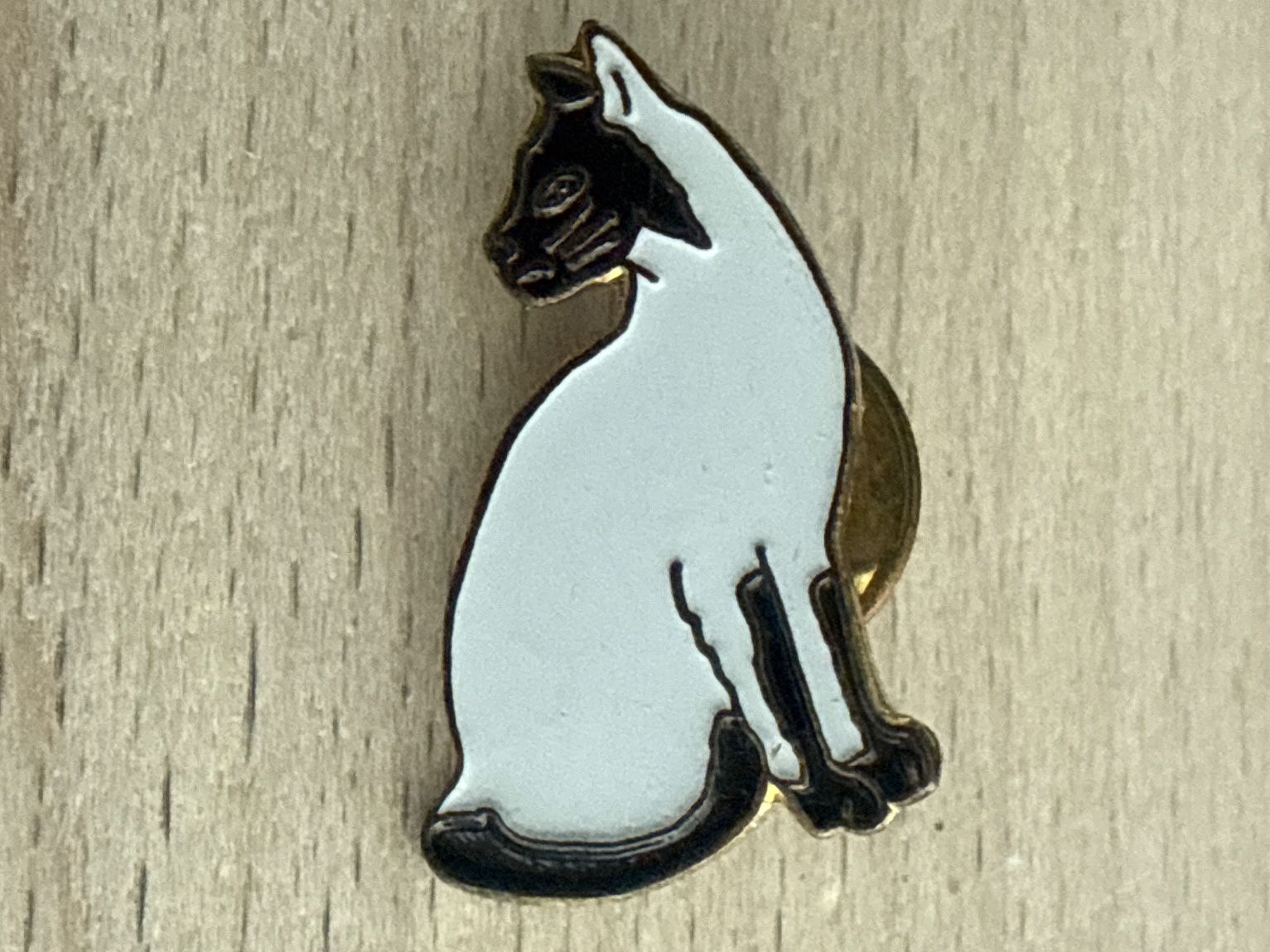 Plaketten & Abzeichen: Pin Siam Katze – Gebraucht aus Glattbrugg von Schweigmatt