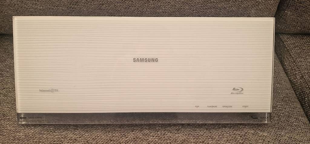 Sistemi audio & multimediali: Lettore DVD Samsung – Usato da Massagno venduto da Ale86