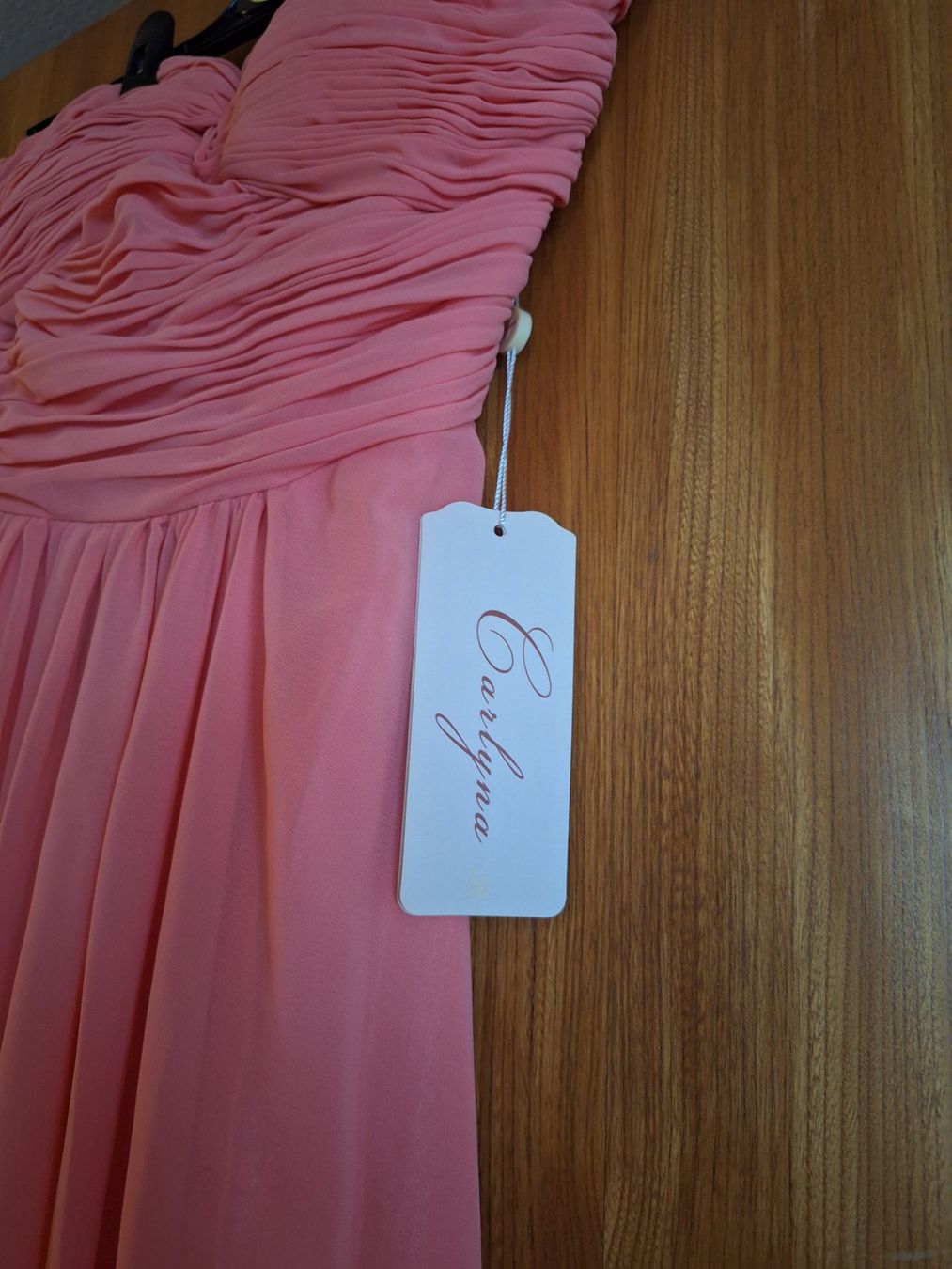 Vestiti: Kleid Carlyna – Nuovo (secondo la descrizione) da Wanzwil venduto da chlinih93 1