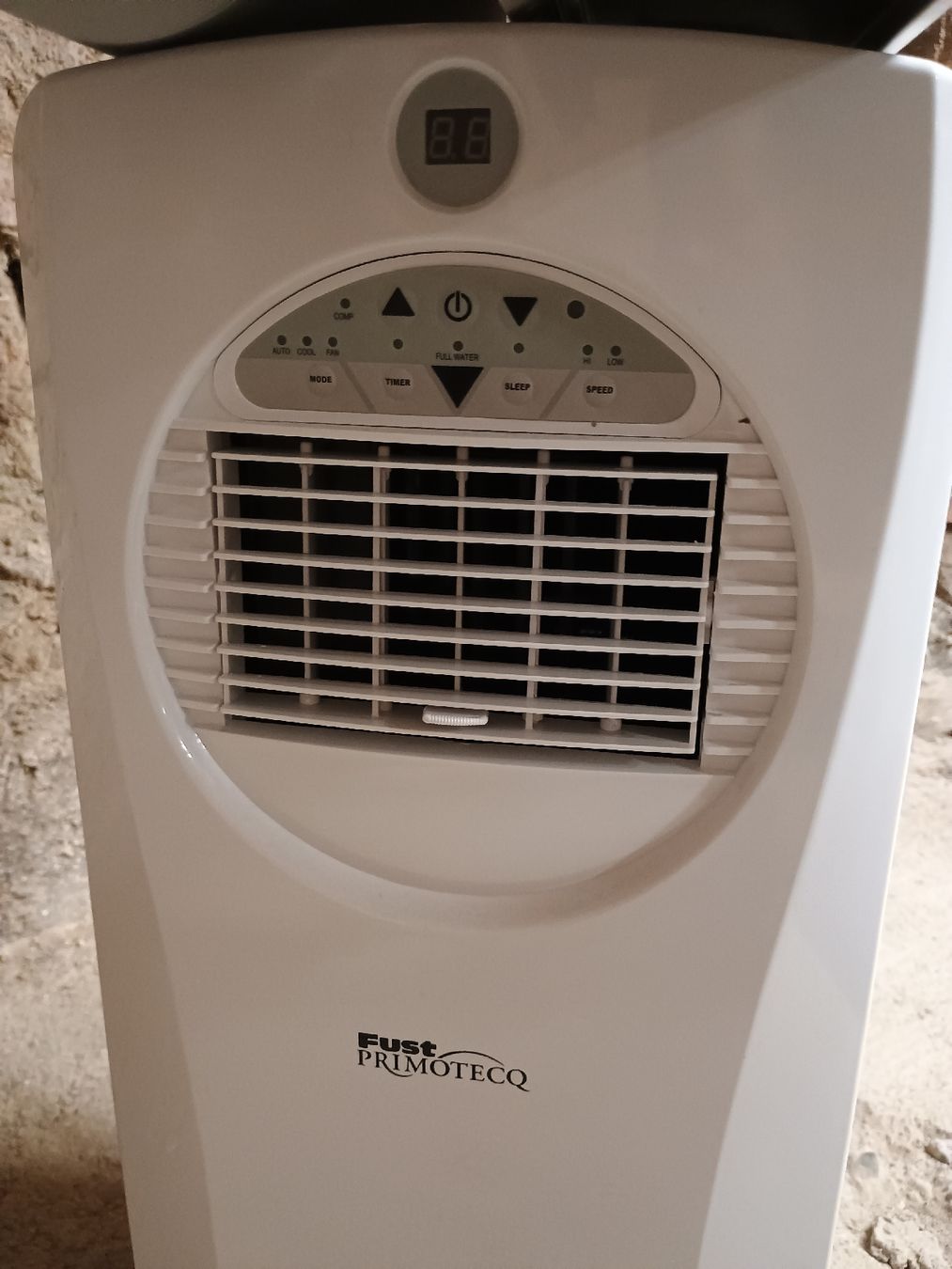 Primotecq Condizionatori: Klimagerät Fust Primotecq – Usato da Basel venduto da Sherve 1