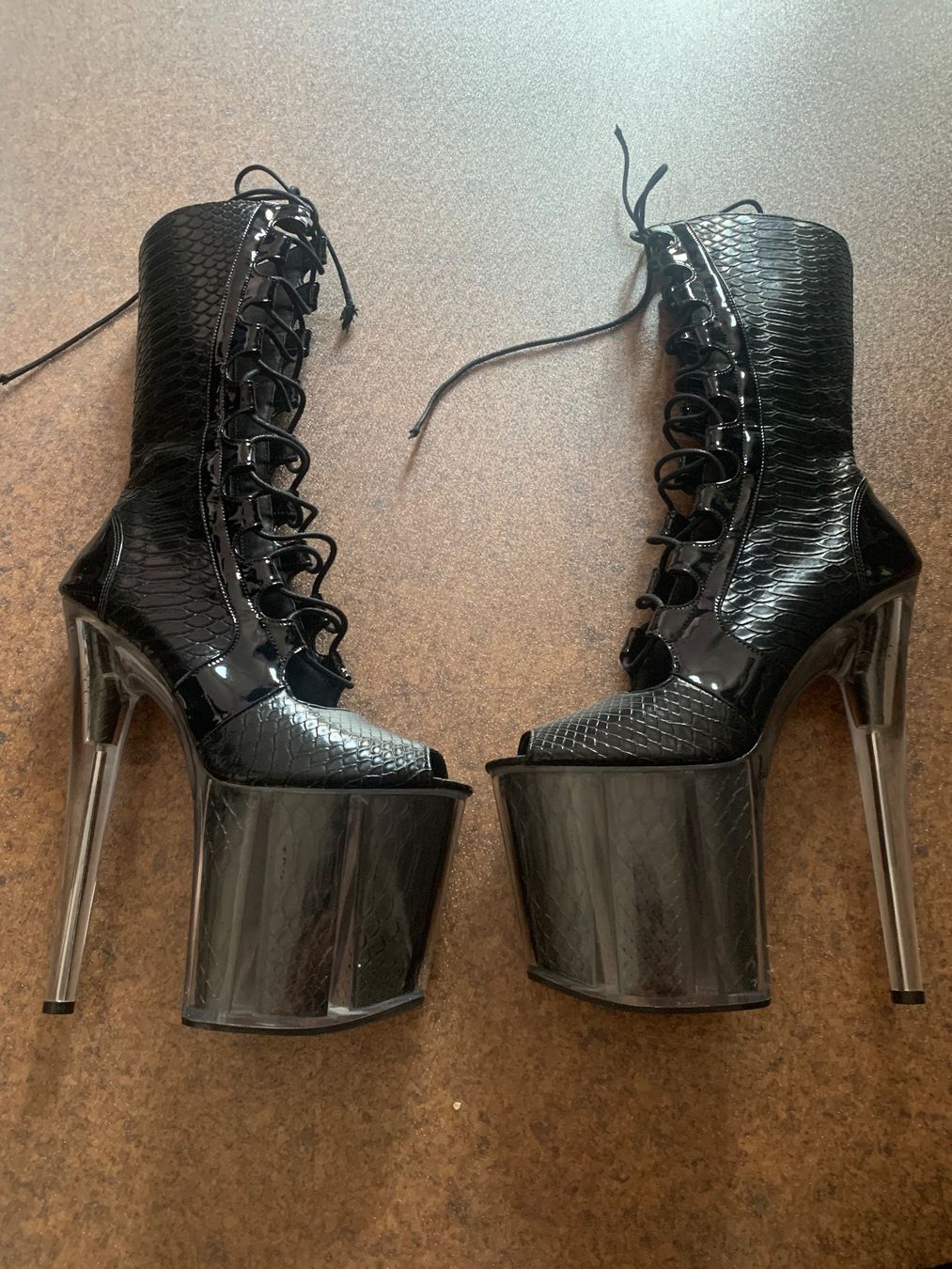 Damenschuhe: Heels n thrills Gladiator Stiefel / boots – Neu und originalverpackt aus Basel von mle_nlv8 2