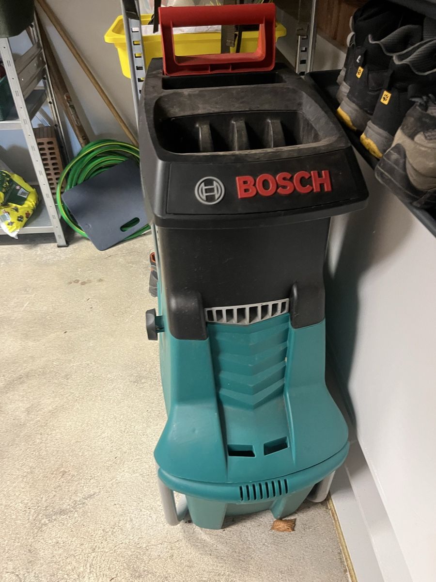 Bosch Trinciatrici: Bosch Häcksler – Usato da Chur venduto da williwild