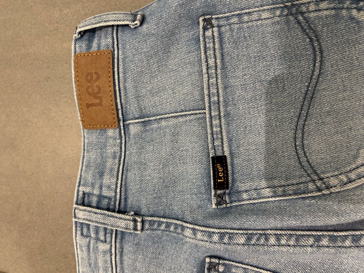 Lee Jeans: Lee Jeans Wide Leg – Nuovo (secondo la descrizione) da Rütihof venduto da ALAFC 2