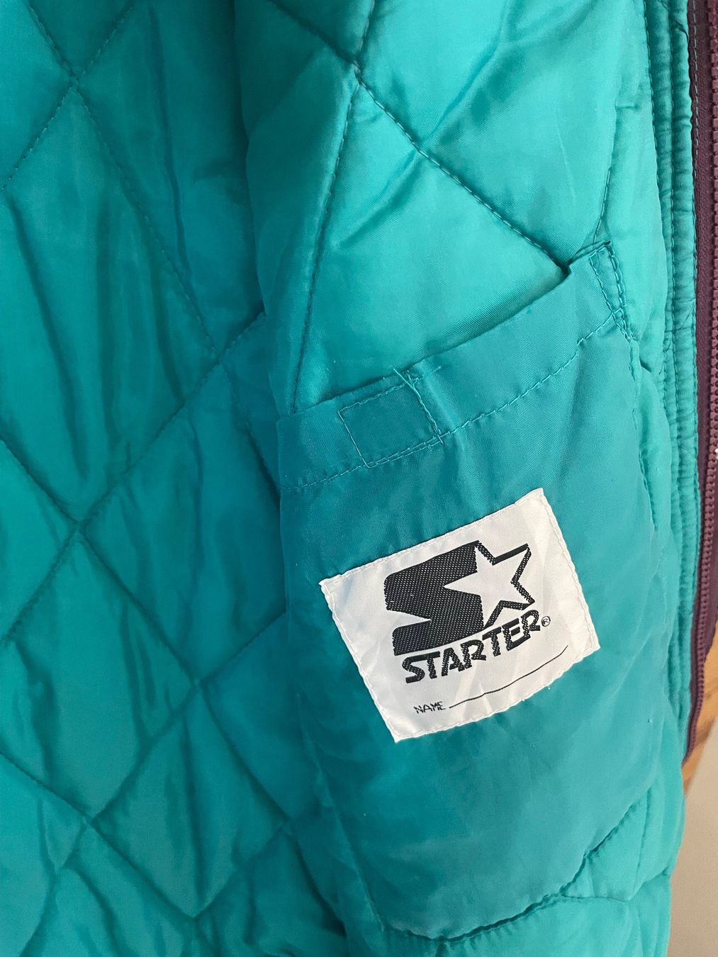 Starter Jacken: Mighty Ducks Starter Jacke Grösse L – Gebraucht aus Homburg von Vlinder3 6