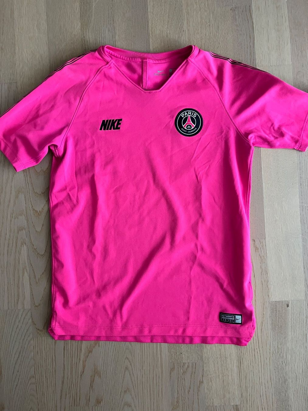 Canottiere & Pantaloni: PSG Trikot – Usato da St. Gallen venduto da Nickat