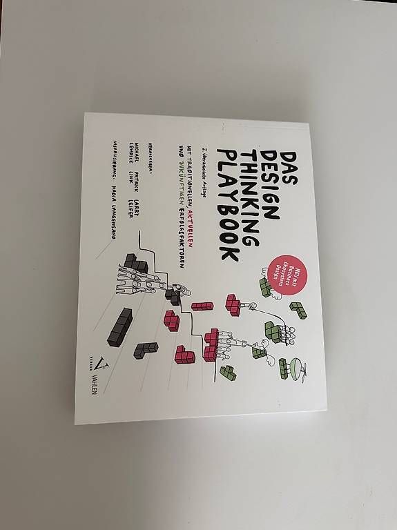 Libri: Das Design Thinking Playbook – Usato da Küsnacht ZH venduto da pet_65zf
