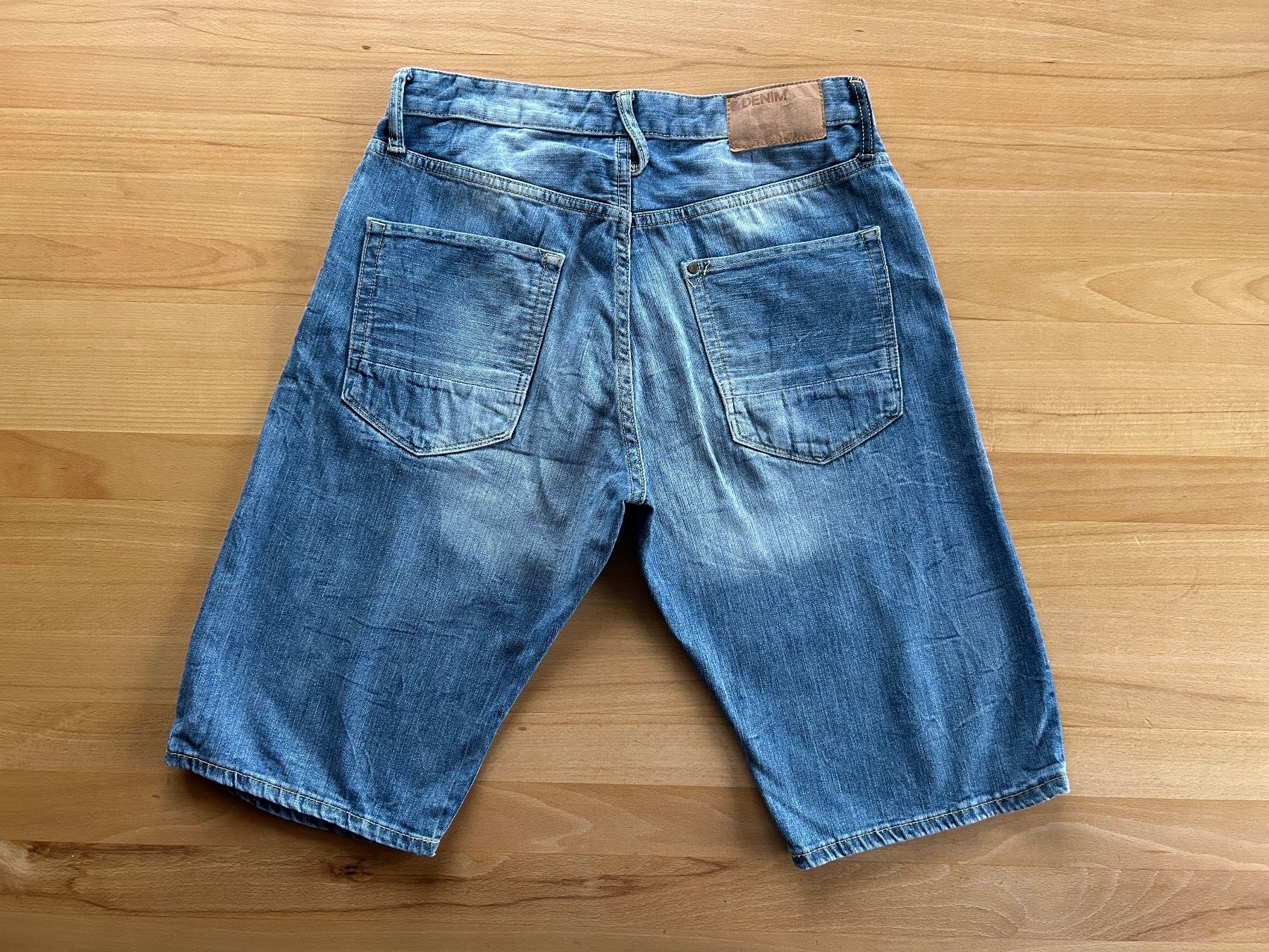 Hosen: Kurze Kinderjeans Grösse 164 – Gebraucht aus Grosswangen von che_gr 2