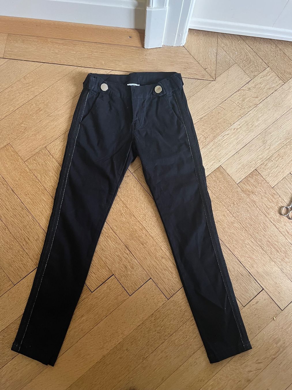 Hosen: Hose Schwarz 140, MEK – Gebraucht aus Beinwil am See von brigittehug