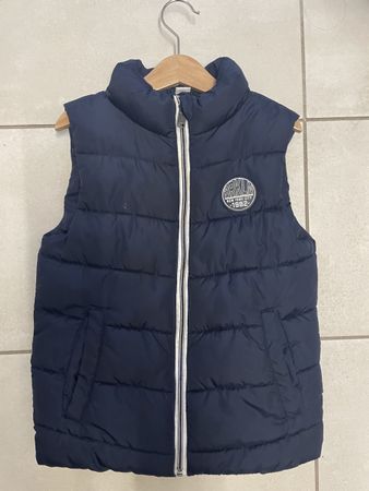 Warme, blaue Weste für Jungen, Grösse 128