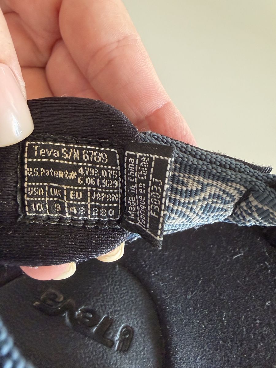 Teva Scarpe da uomo: Teva Sandalen  blau Gr 43 – Usato da Basel venduto da Ksjusha 6