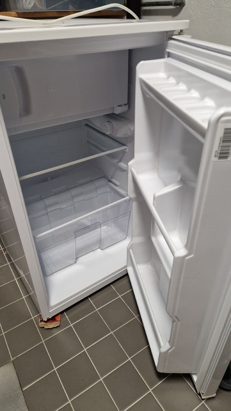Kühlschrank: Miostar Kühlschrank – Neu (gemäss Beschreibung) aus Steffisburg von Aflyman 1