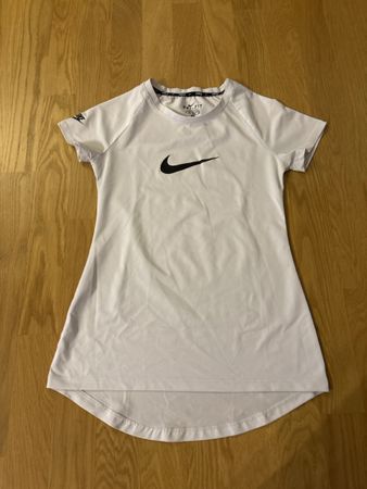 Nike Sportshirt Dri-Fit weiss Grösse S 