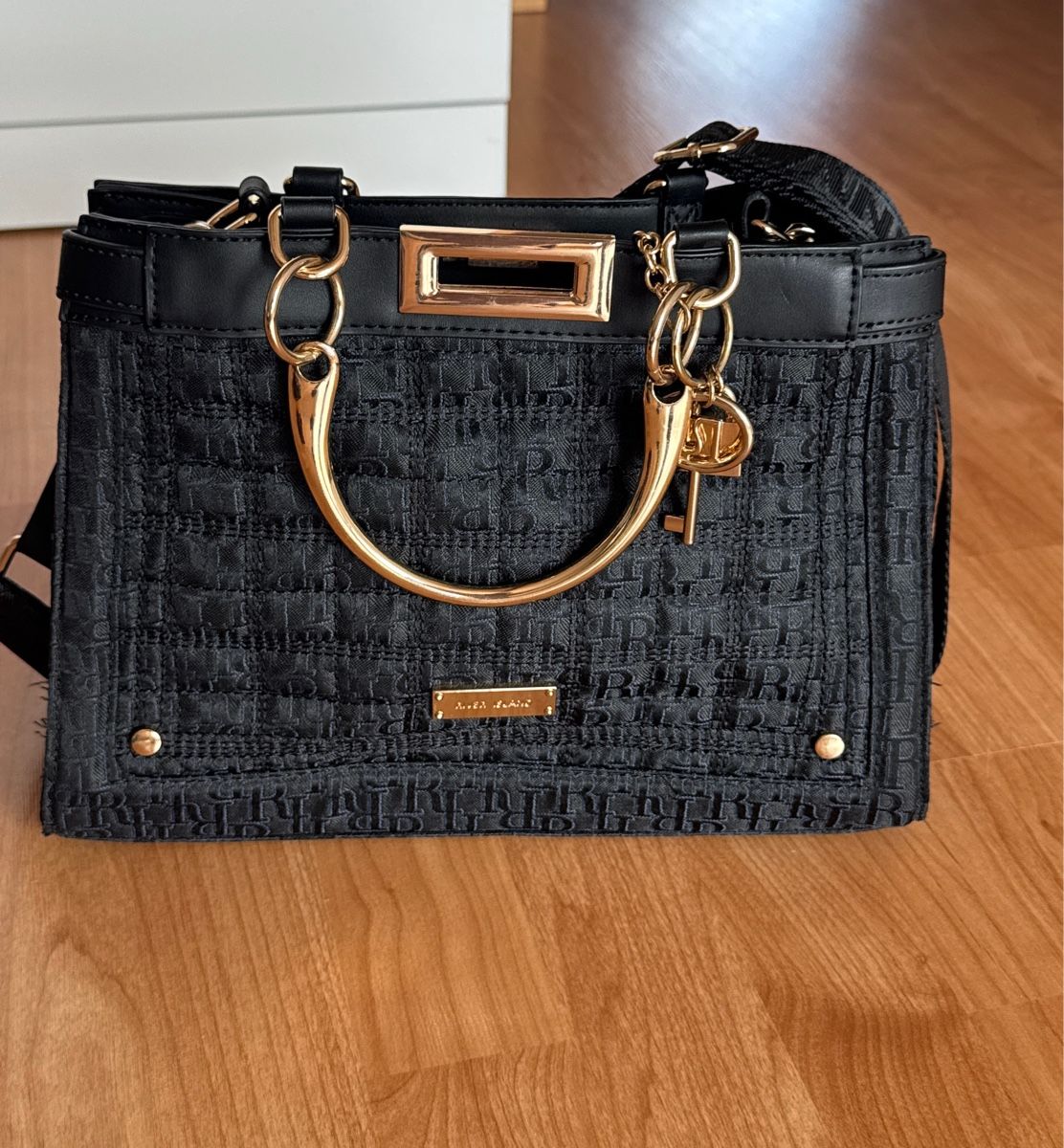 Borse da donna: sac à main à vendre  – Nuovo (secondo la descrizione) da Morlon venduto da ine_vpb2 2