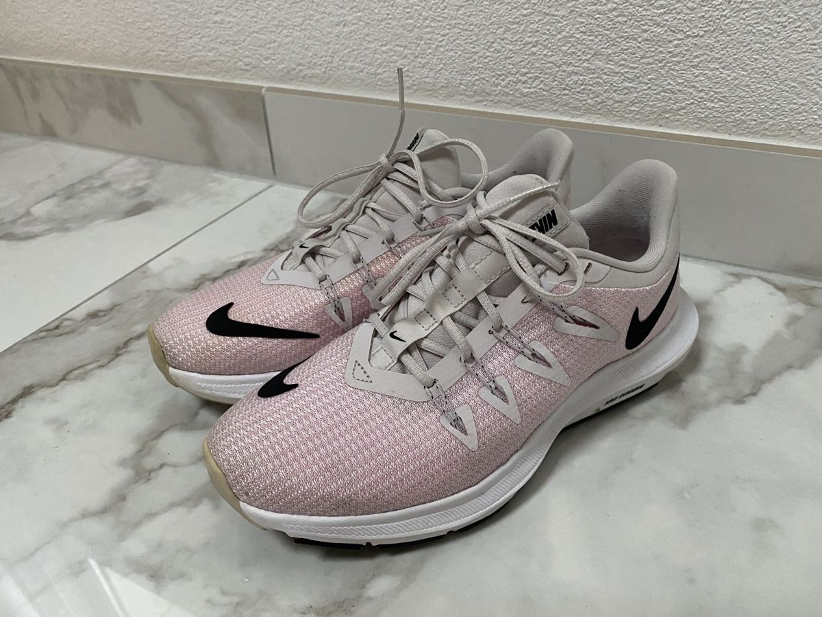 Nike Chaussures femmes: Damen Nike Running Schuhe Gr. 37.5 – D'occasion à Estavayer-le-Lac par Mimmy02 4
