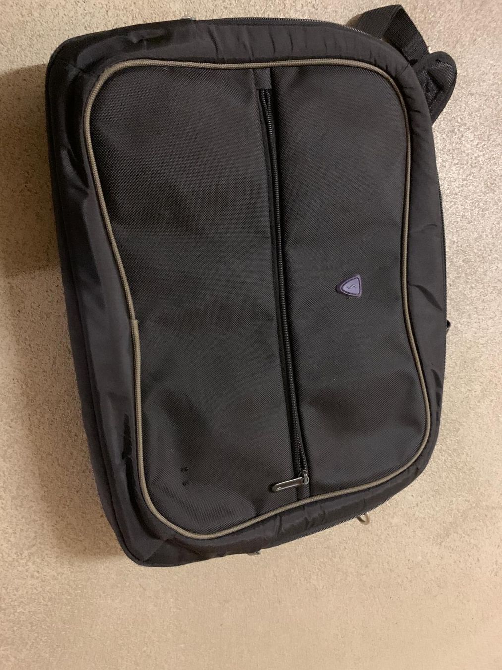 Borse: Laptoptasche  Schwarz – Usato da Hochfelden venduto da rub_rnw5
