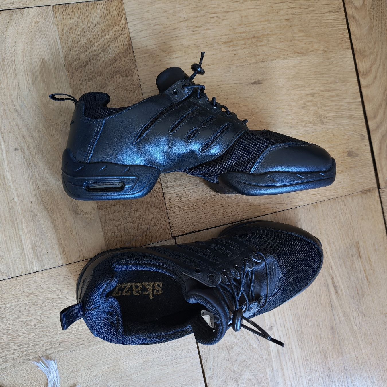 Scarpe da uomo: Skazz Dance Shoes 8M – Nuovo (secondo la descrizione) da Neuchâtel venduto da plazzzzma