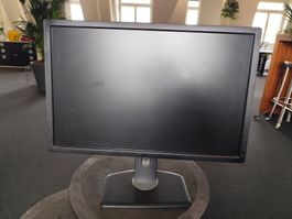 DELL Ultra Sharp Monitor - U2412M guter Zustand (61cm)