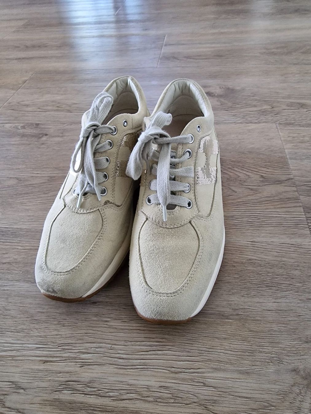 Hogan Scarpe da donna: Hogan Sneakers, Grösse 36 – Usato da Seftigen venduto da G00 1