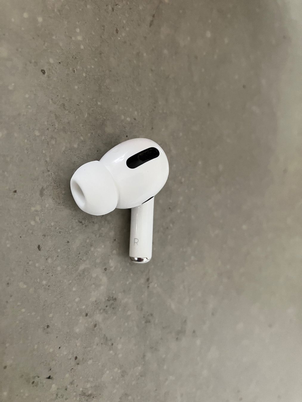 Apple Cuffie: AirPod Pro 1 Rechts – Usato da Lausanne venduto da mr.v 2