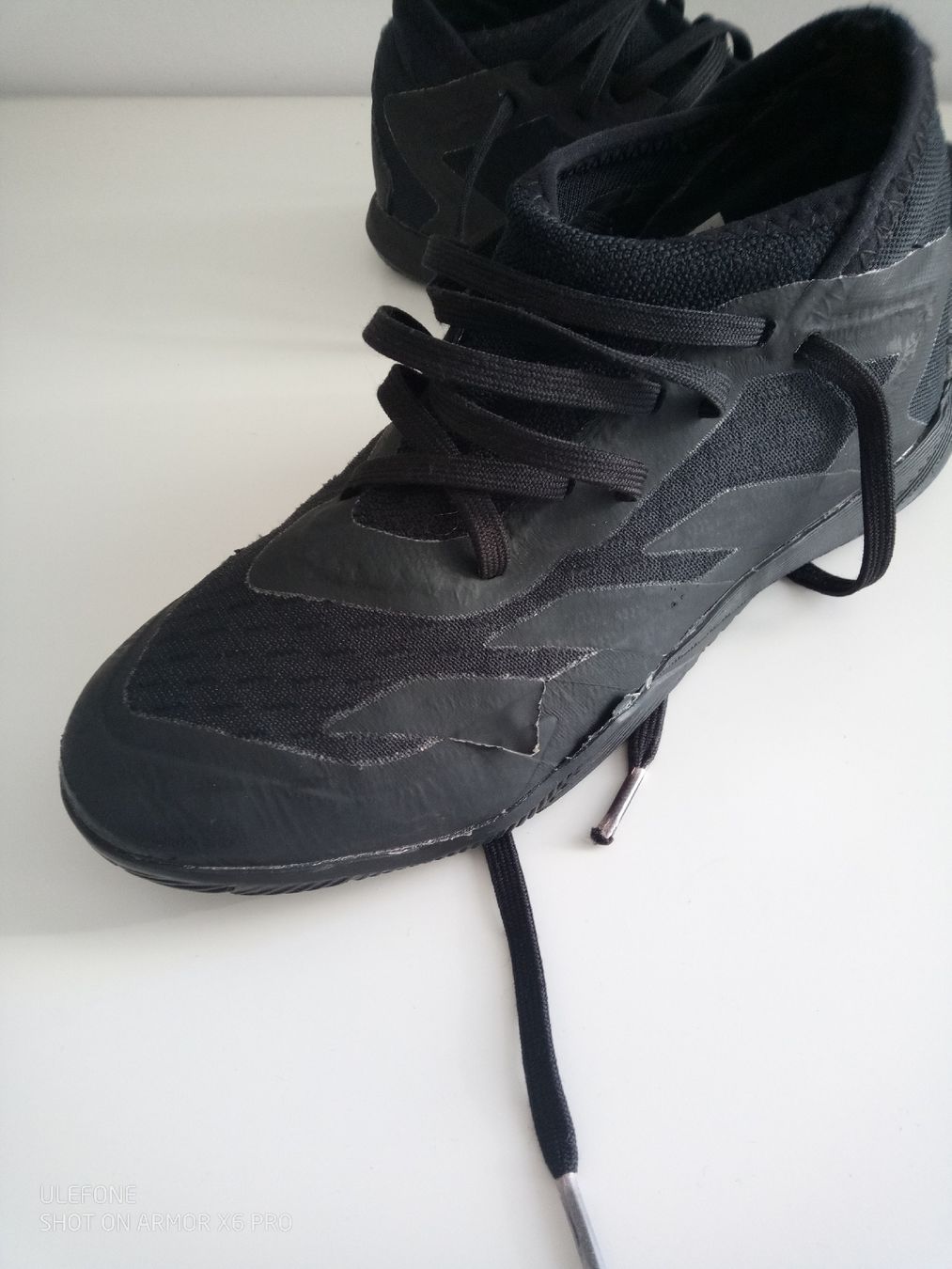Scarpe per ragazzi: Adidas Predator Hallenschuhe, Grösse 34, Schwarz – Usato da Volketswil venduto da Car1 8