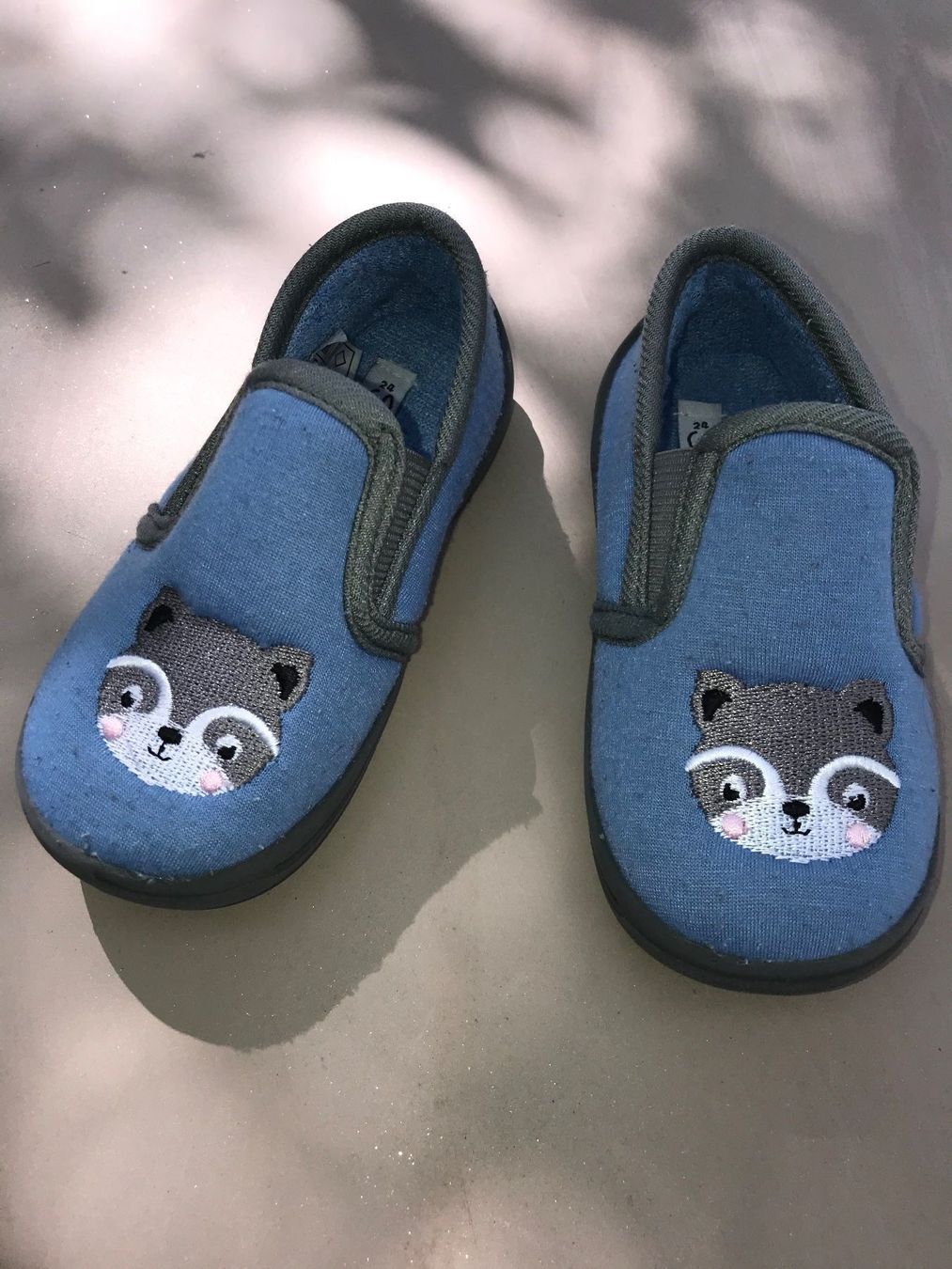 Chaussures garçon: Hausschuhe Gr.24 – D'occasion à Meilen par Exclusive00 1