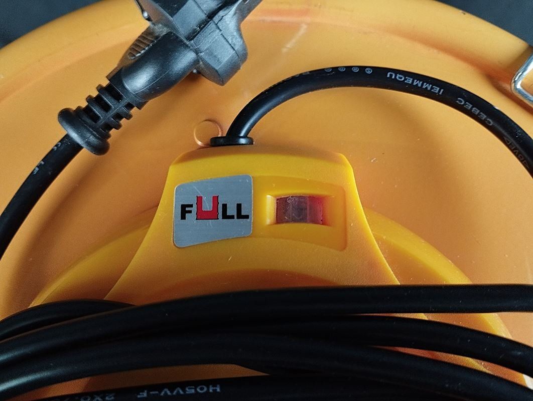 Staubsauger & Zubehör: Aschensauger elektrisch – Gebraucht aus Schübelbach von Restwert_Schubelbach 5