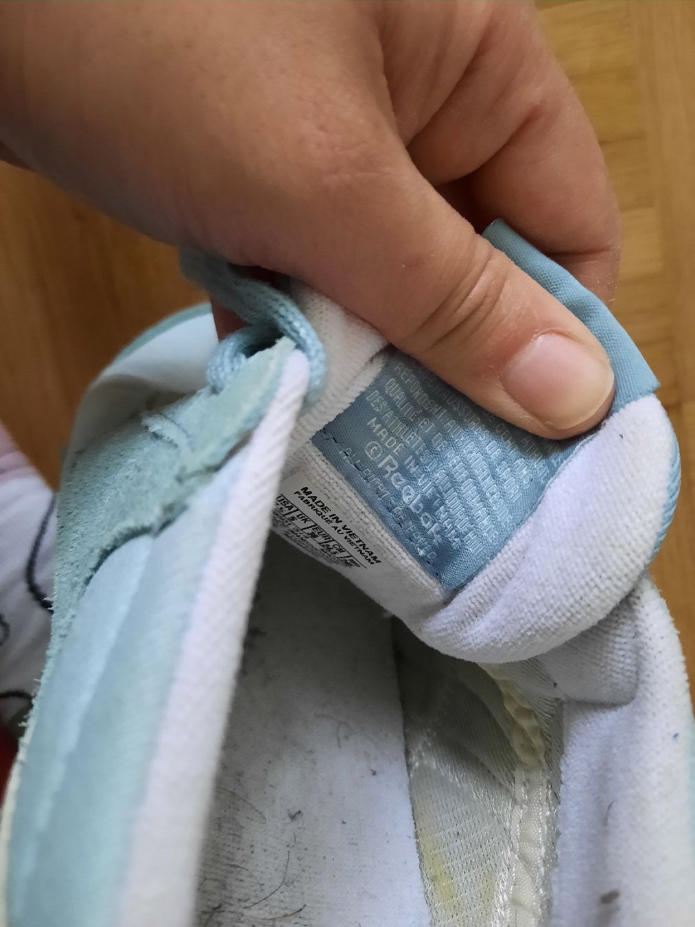 Reebok Scarpe da uomo: Reebok Classic Schuhe, hellblau, Grösse 38 – Usato da Ettingen venduto da Guggerin 2