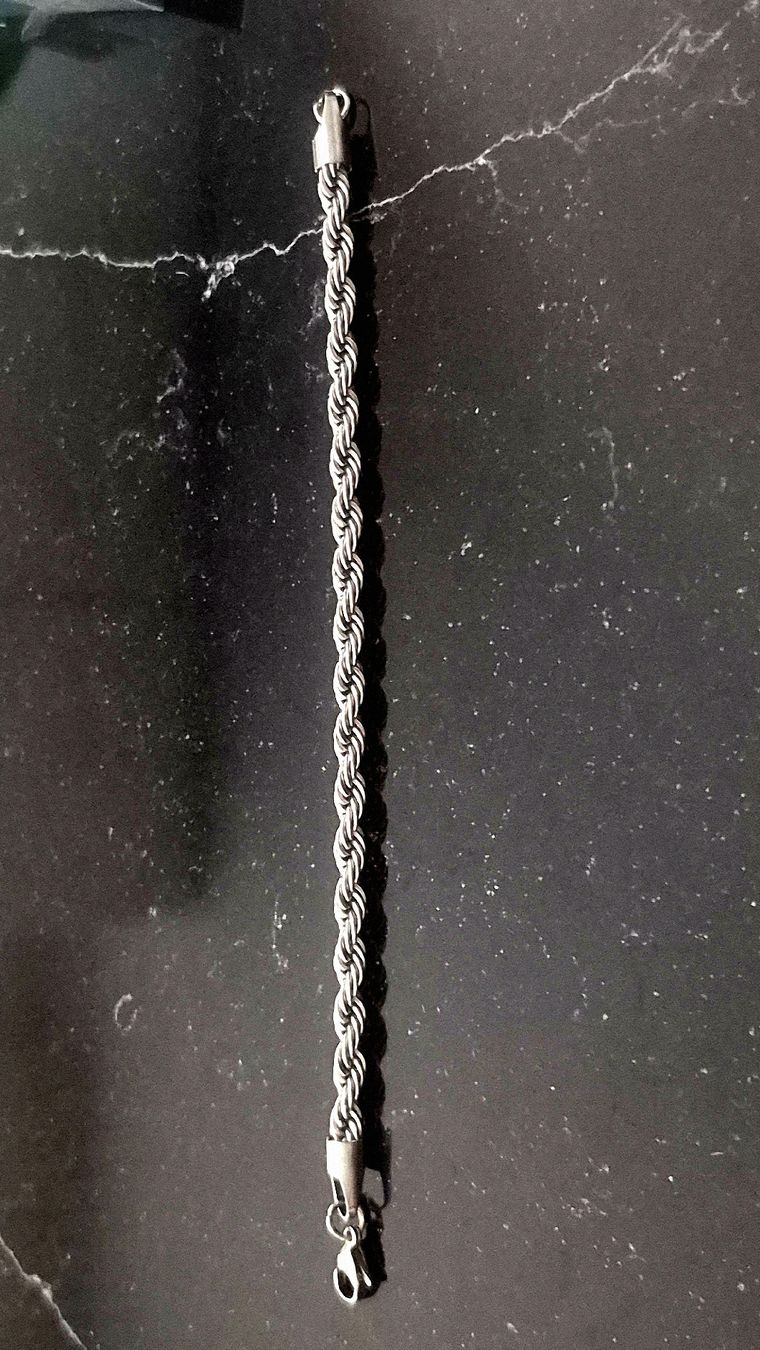 Bracciali & Braccialetti: Bracciale catena corda donna – Nuovo (secondo la descrizione) da Giubiasco venduto da Stefaniav 1