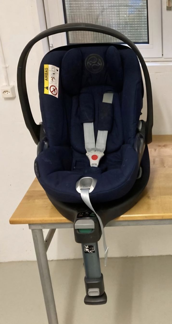 Cybex Auto-Kindersitze: Cybex Cloud Z Babyschale + Sitz + Isofix-Basis – Gebraucht aus Winterthur von Pixi 2