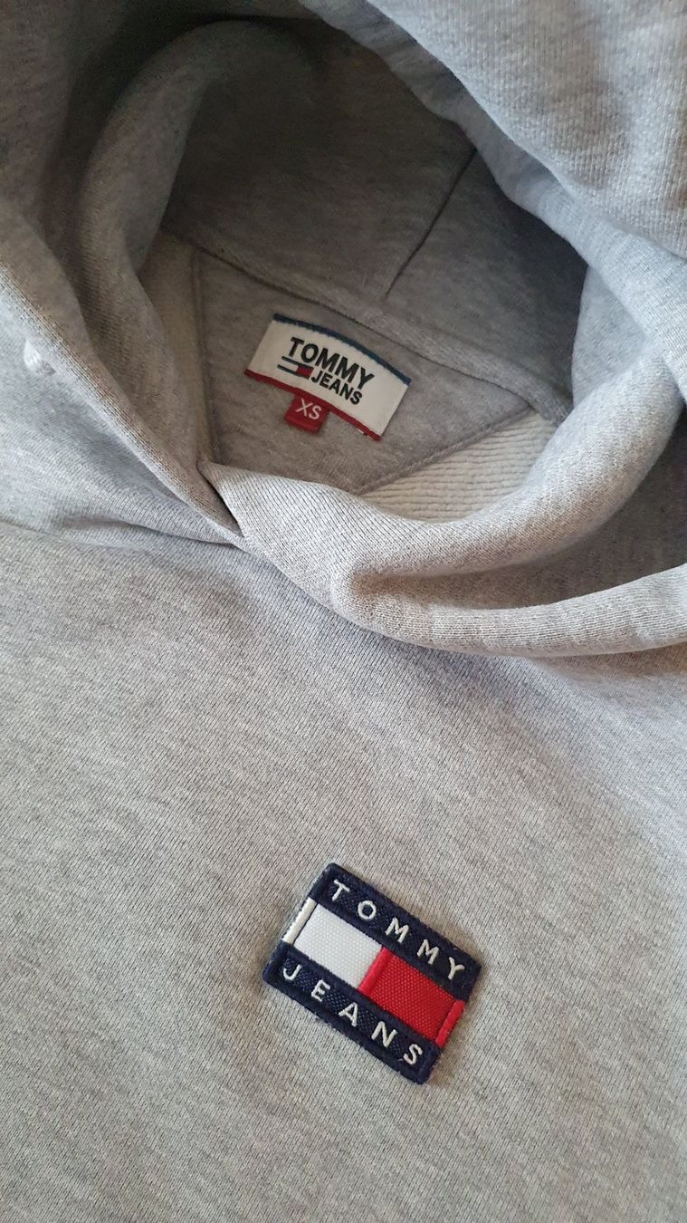 Tommy Hilfiger Maglioni & Felpe: Tommy Heans Hoodie – Usato da Steinhausen venduto da parashkevoff 1