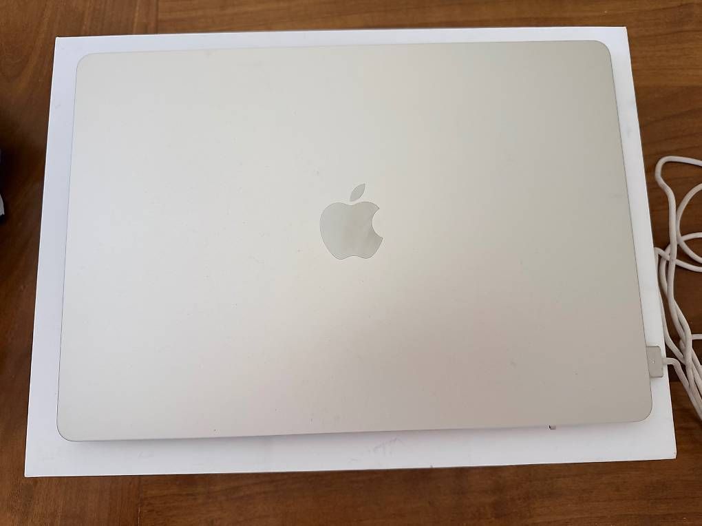 Portables: MacBook Air 15 – D'occasion à Vex par nat_26l5 1