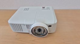 Beamer Mitsubishi  EW331U-ST