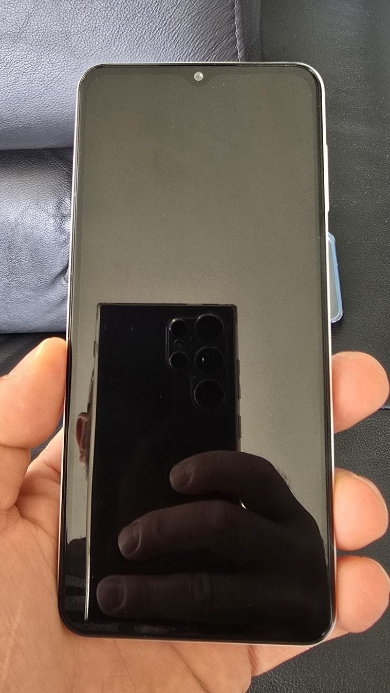Samsung Portables: Samsung Galaxy A04s – Neuf (Voir description) à Zuerich par rbt_yt2w 6