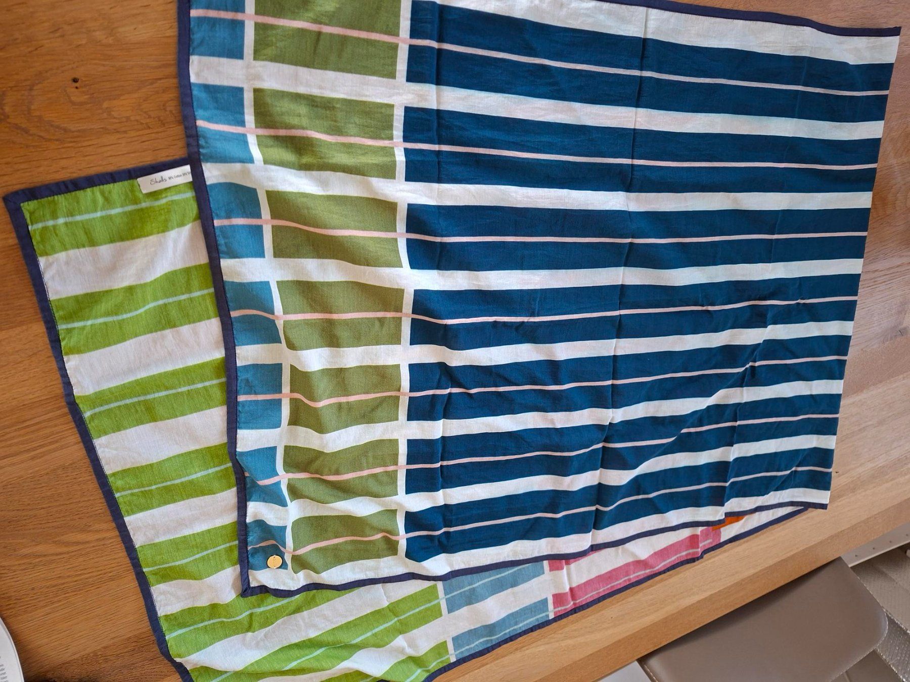Foulards, Tücher & Schals: Schal von Shalls Barcelona, Baumwolle und Seide – Neu (gemäss Beschreibung) aus Aegerten von Ronneby 4