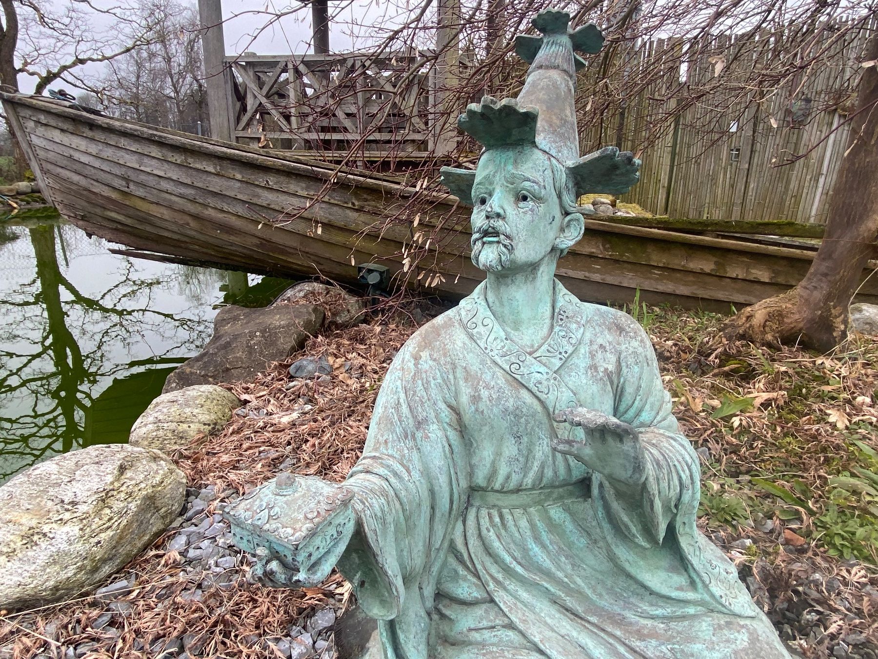 Sculture & Statue: Grosse Bronze Gartenskulptur "Der sitzende Weise" – Usato da Ballwil venduto da ClassicGallery 2