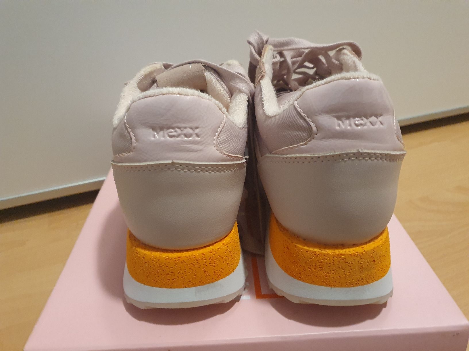 Mexx Scarpe da donna: Mexx Schuhe neu – Nuovo e nell'imballaggio originale da St. Gallen venduto da 1811123 4