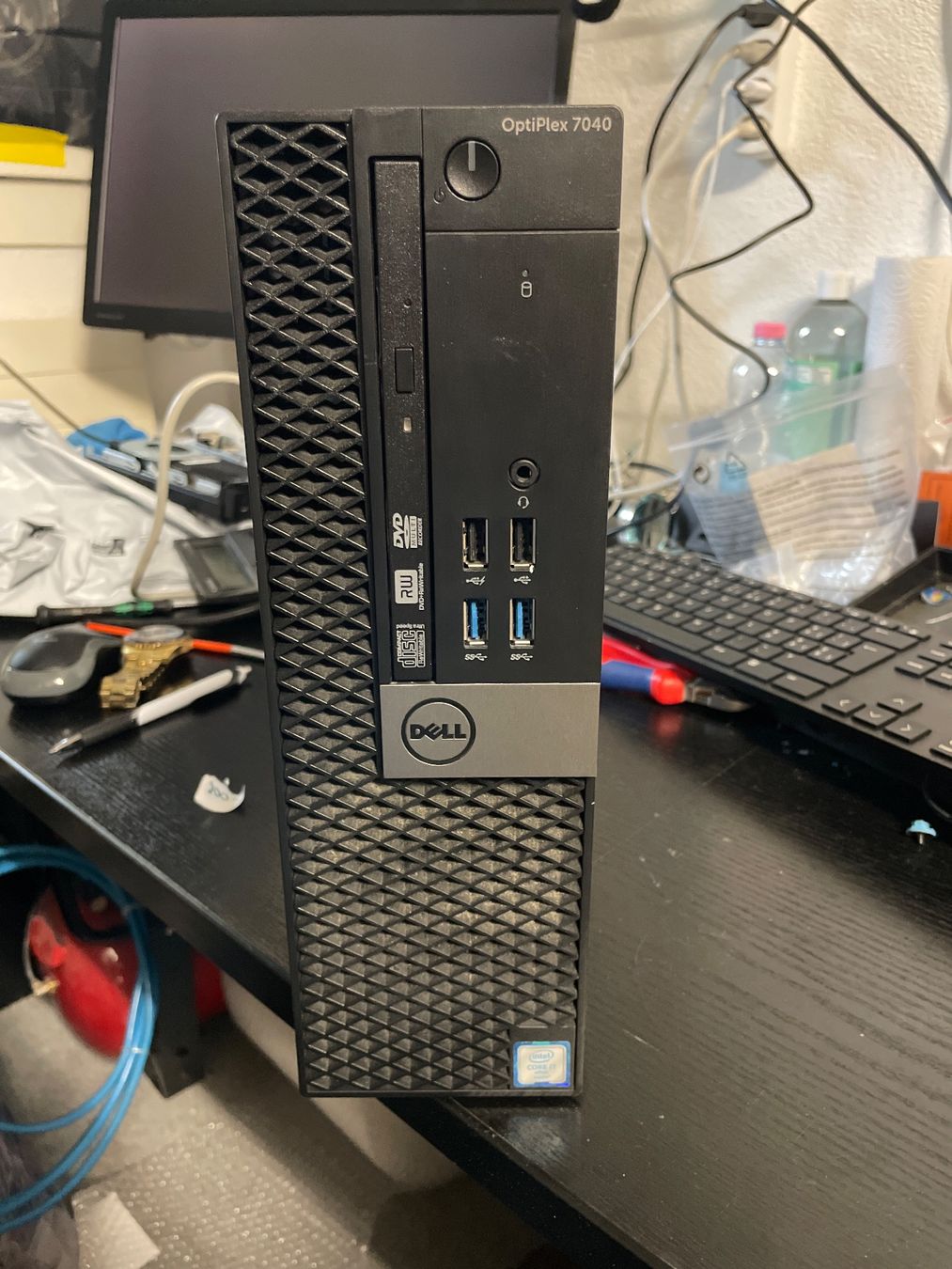 Dell PC: Dell OptiPlex 7040 – Nuovo (secondo la descrizione) da Abtwil sg venduto da Kueng.MultiOutlet 4
