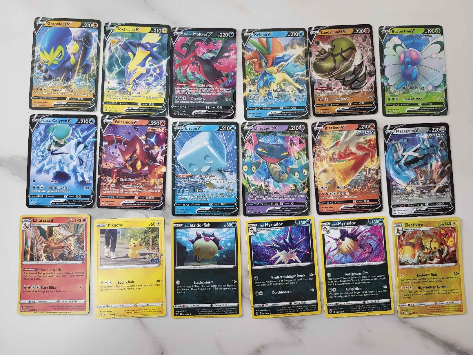 Pokémon Carte collezionabili: 18 Pokemon Karten V Set – Usato da Ibach venduto da Yotacelica